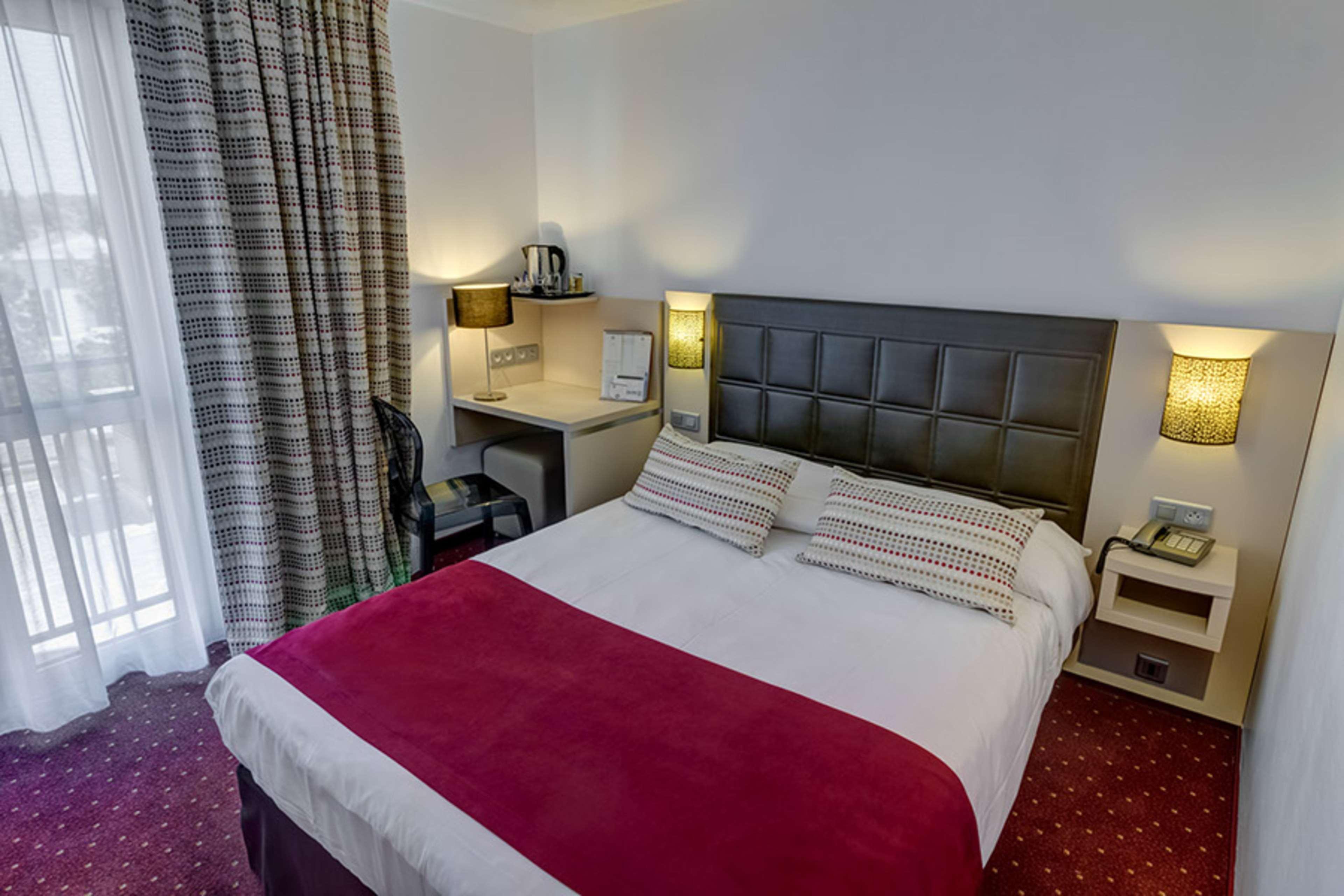 Hotel Atrium Arles Centre Екстериор снимка