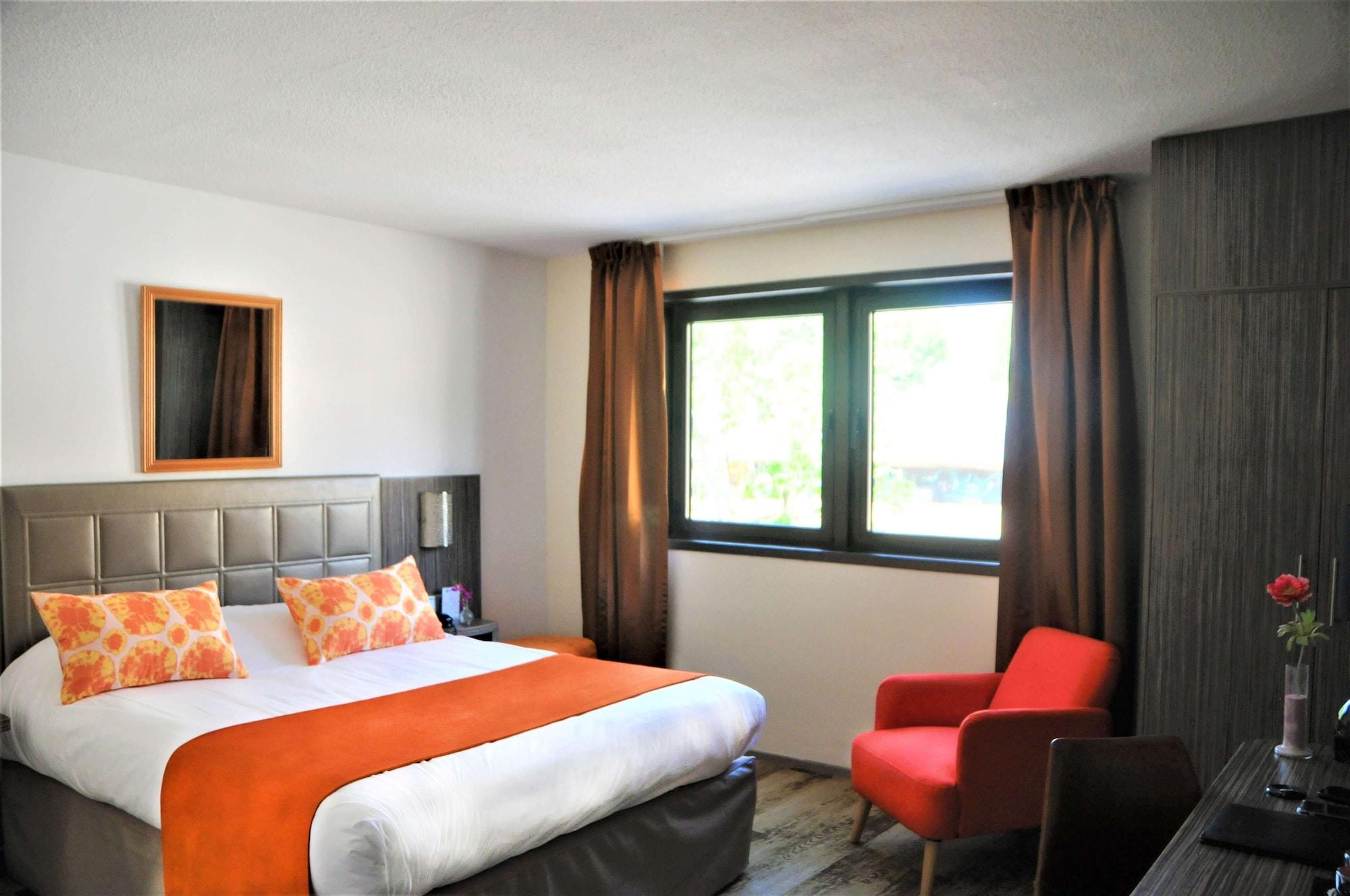 Hotel Atrium Arles Centre Екстериор снимка