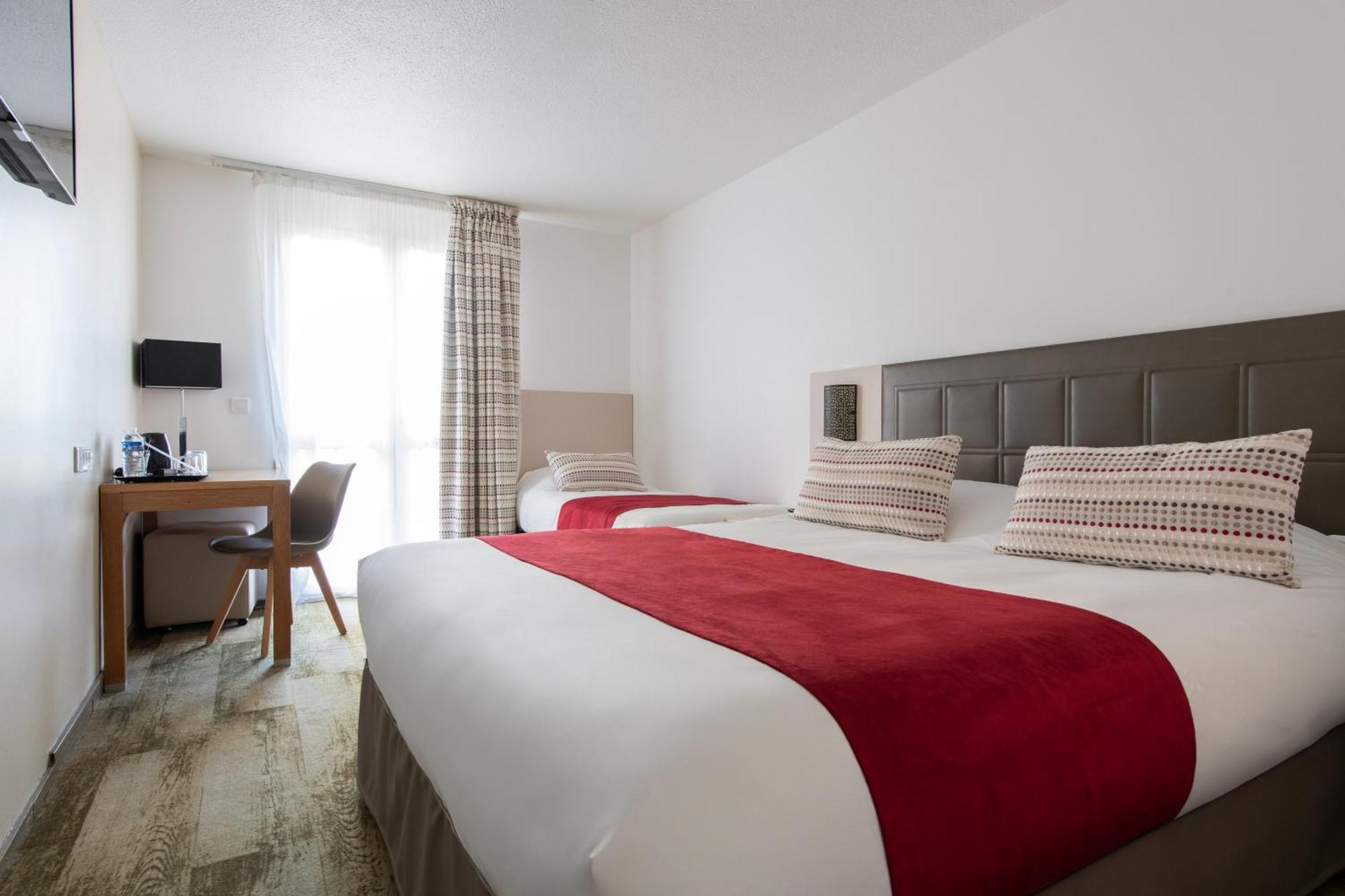 Hotel Atrium Arles Centre Екстериор снимка