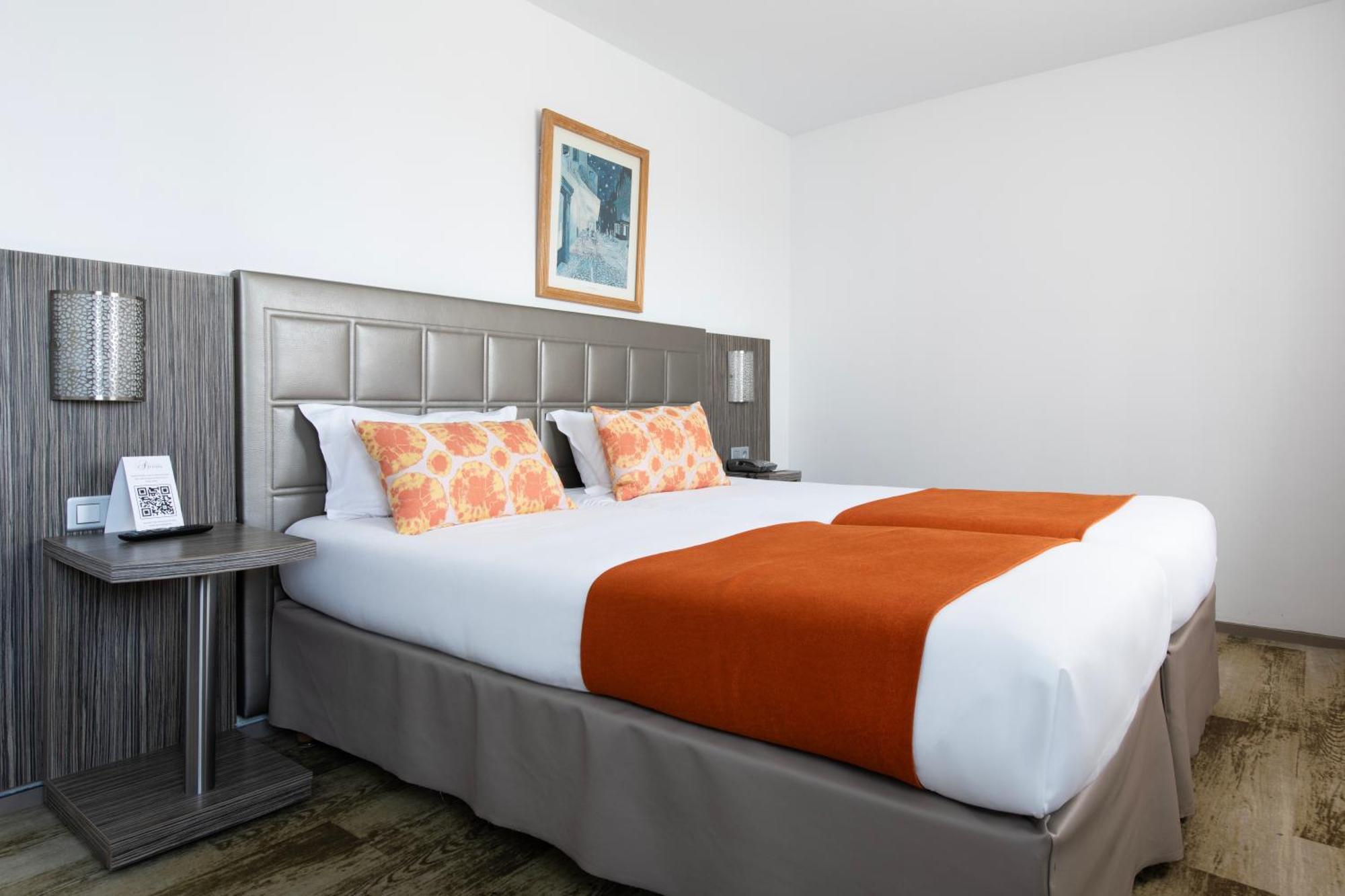 Hotel Atrium Arles Centre Екстериор снимка