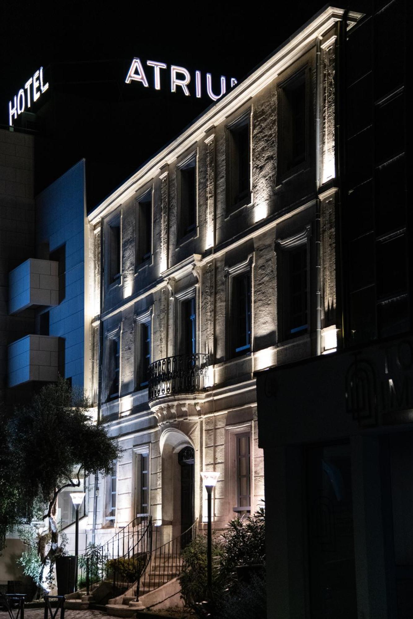 Hotel Atrium Arles Centre Екстериор снимка