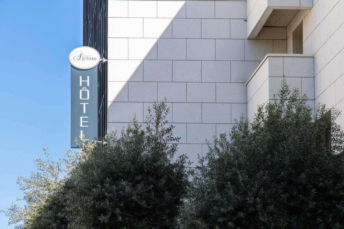 Hotel Atrium Arles Centre Екстериор снимка